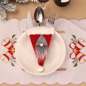 Santa Hat Reindeer Christmas New Year Pocket Fork Knife Cutlery Holder Bag Home Party Table Dinner Decoration Tableware 62417